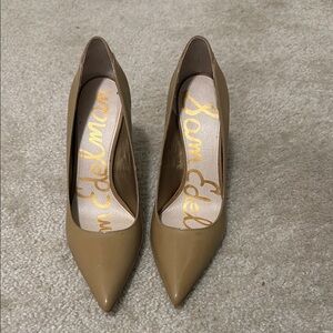 Sam Edelman Women's DEA Camel Patent Pumps